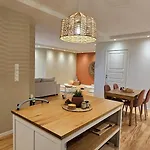 Helgoya Hideaway شقة
